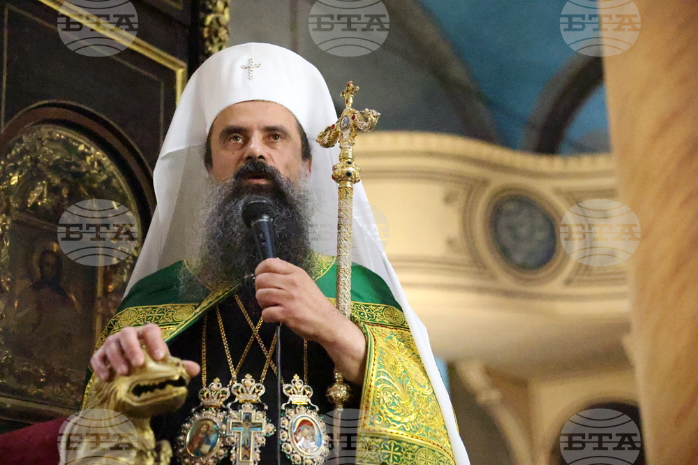 Враца - храм „Св. Николай Мирликийски“ - патриарх Даниил - молебен