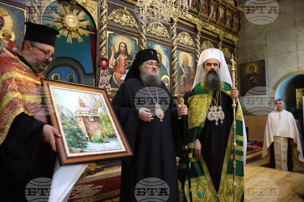 Враца - Врачански митрополит Григорий - патриарх Даниил - картина