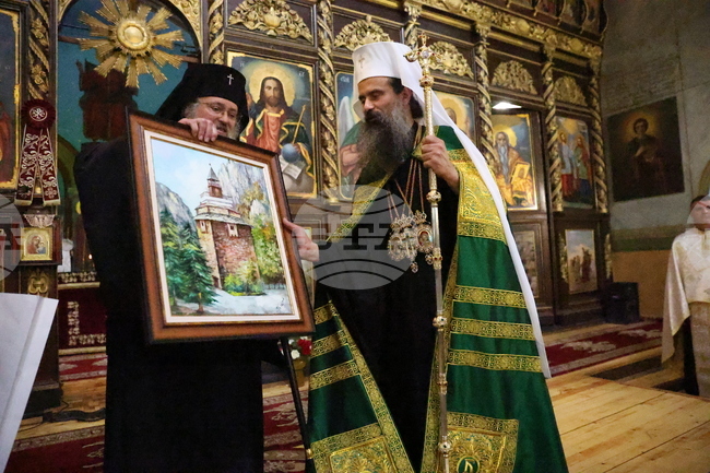 Враца - Врачански митрополит Григорий - патриарх Даниил - картина