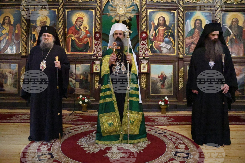 Враца - храм „Св. Николай Мирликийски“ - патриарх Даниил - молебен
