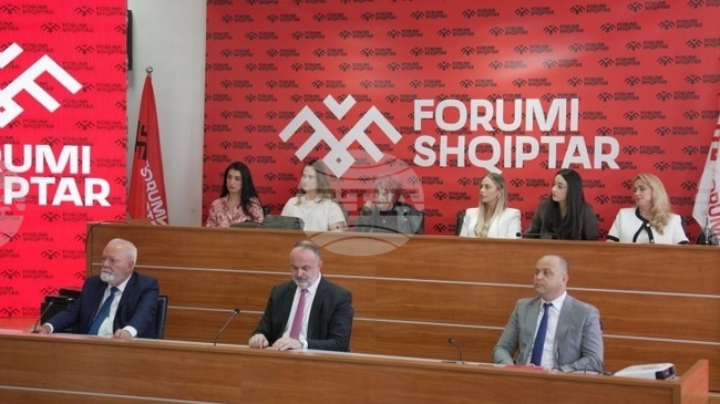МИНА: Албанските партии в Черна гора се обединиха в Албански форум