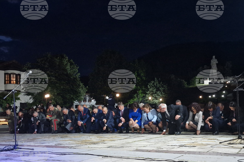 Калофер - тържествена заря-проверка