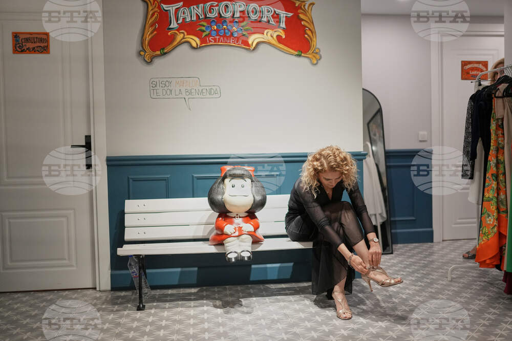 Istanbul Tango Photo Essay