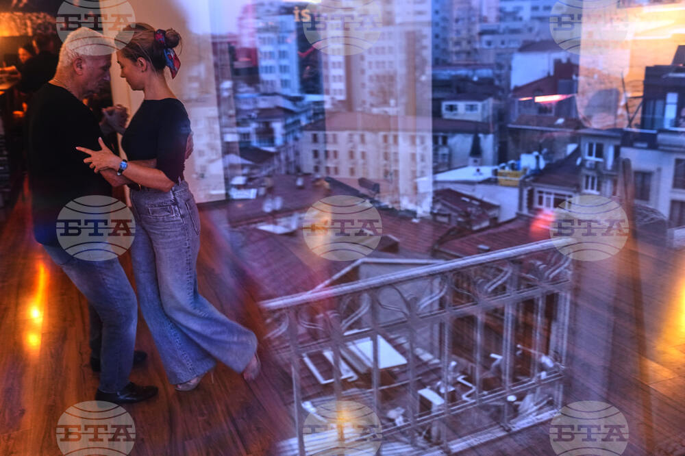 Istanbul Tango Photo Essay