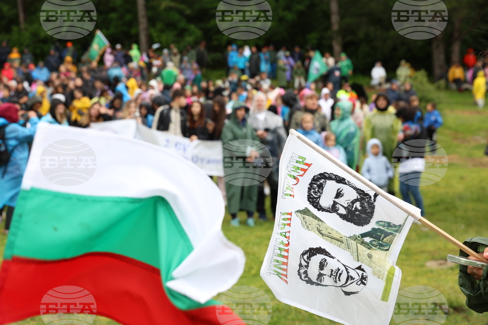 Връх Околчица - всенародно поклонение