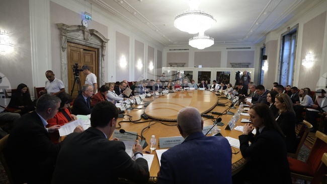 Parliamentary Budget Committee Adopts Amendments to Water Act on Second Reading
