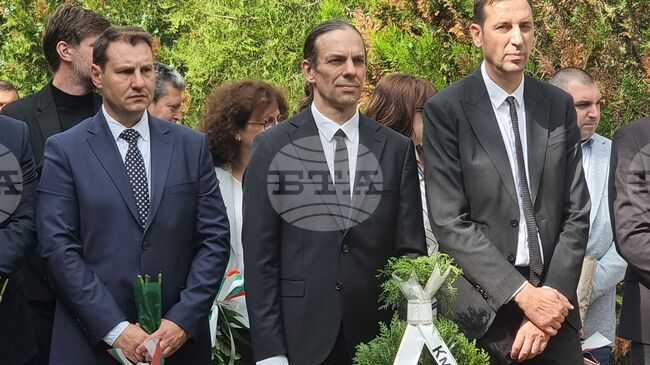 Ямбол отдаде почит на Христо Ботев и на загиналите за свободата на България