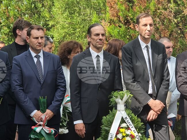 Ямбол отдаде почит на Христо Ботев и на загиналите за свободата на България