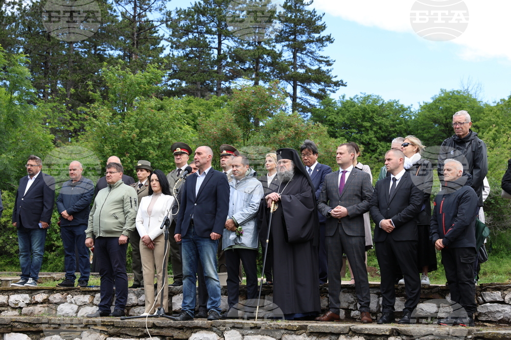 Връх Околчица - всенародно поклонение