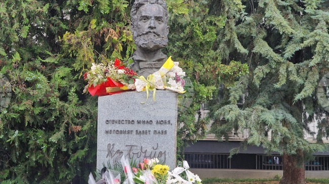 Пазарджик отдаде почит на Христо Ботев и на загиналите за свободата на България