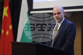 Конфедерация на работодателите и индустриалците в България - посолство на Китай - кръгла маса