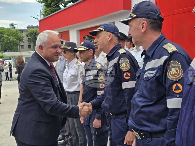 Bomb Threats to Schools, Kindergartens in Several Settlements Sent from Website in Italy - Interior Minister