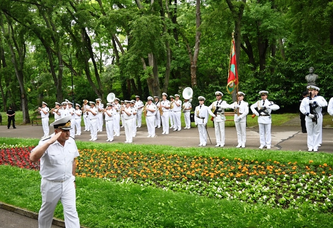 Военноморските сили почетоха паметта на загиналите за България