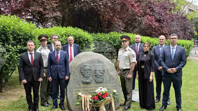 Bulgarian Diplomats in Serbia Commemorate Day of Botev, Those Fallen for Bulgaria's Freedom and Independence