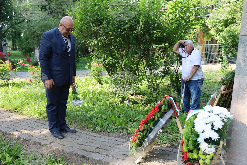 Румъния - Букурещ -  150 години от гибелта на Христо Ботев - възпоменателна церемония