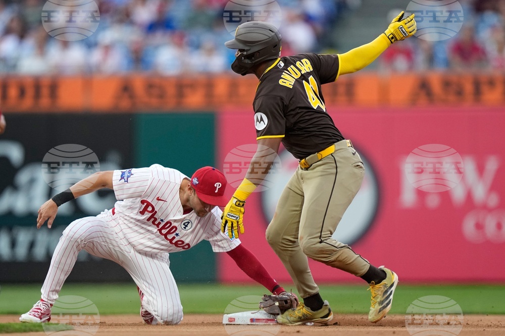 Padres Phillies Baseball