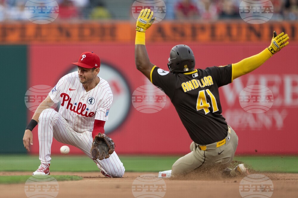 Padres Phillies Baseball
