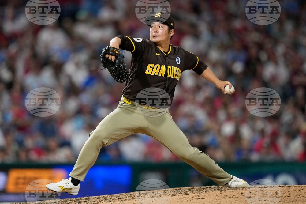 Padres Phillies Baseball