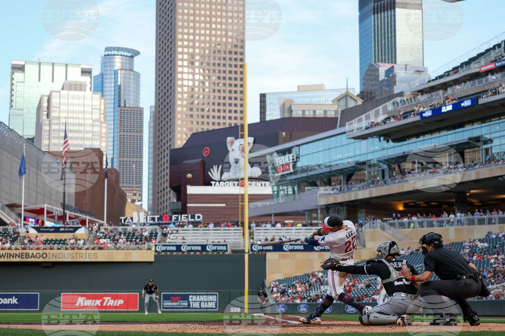 White Sox Twins Baseball