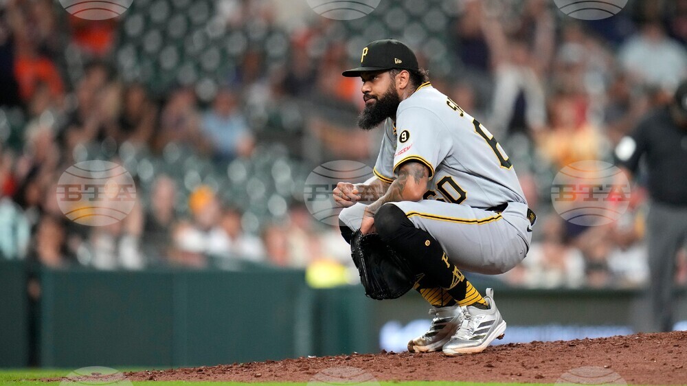 Pirates Astros Baseball