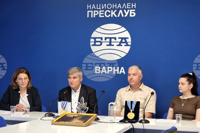 Национален пресклуб на БТА Варна - пресконференция - Висше училище по мениджмънт