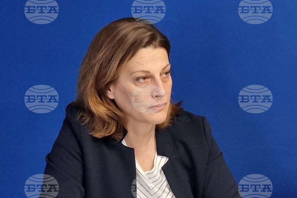 Национален пресклуб на БТА Варна - пресконференция - Висше училище по мениджмънт