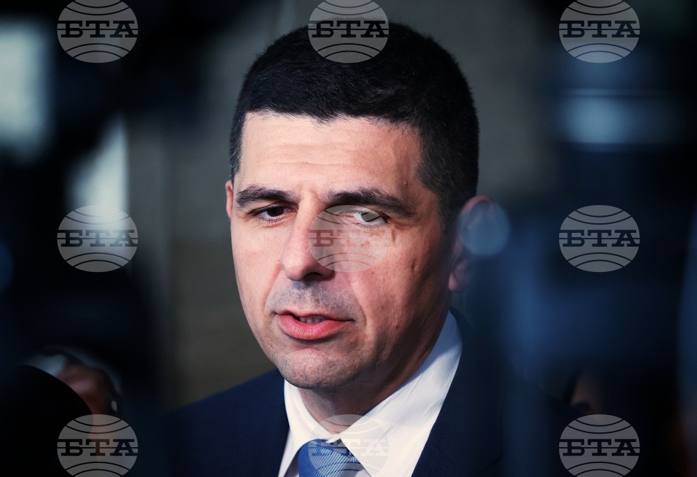 Напускането на Георги Кандев като главен секретар на МВР е ясен и тежък знак за начина на управление, каза Ивайло Мирчев