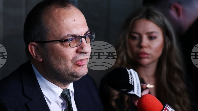 Democratic Bulgaria MP Calls on Government to "Stop Panicking" Over Deficit
