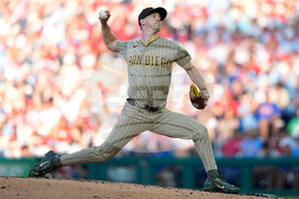 Padres Phillies Baseball