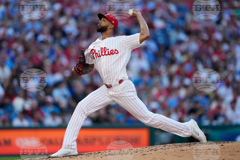 Padres Phillies Baseball
