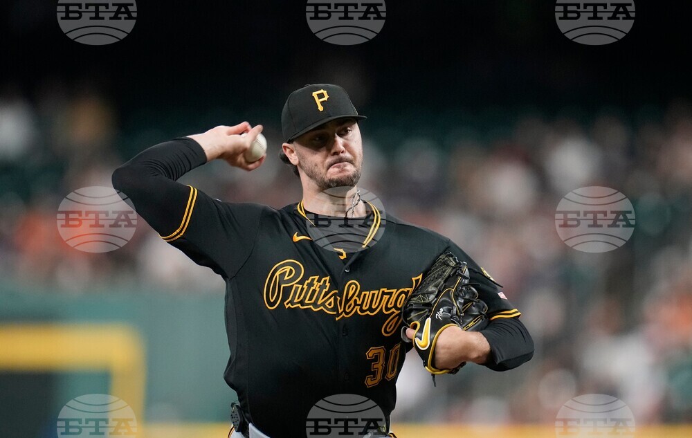 Pirates Astros Baseball