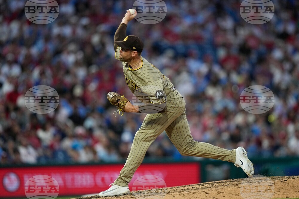 Padres Phillies Baseball