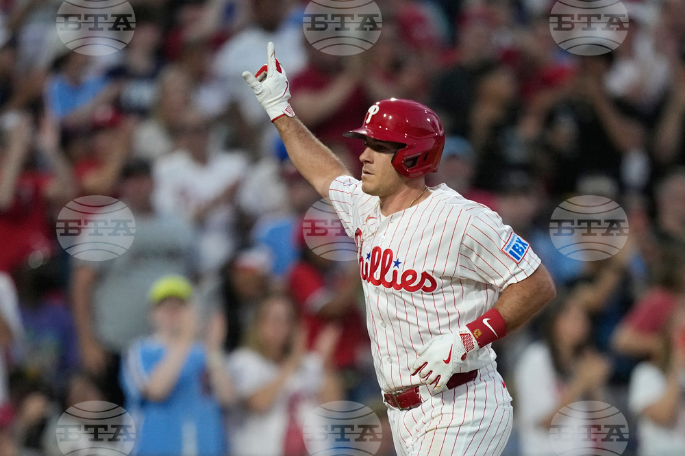 Padres Phillies Baseball