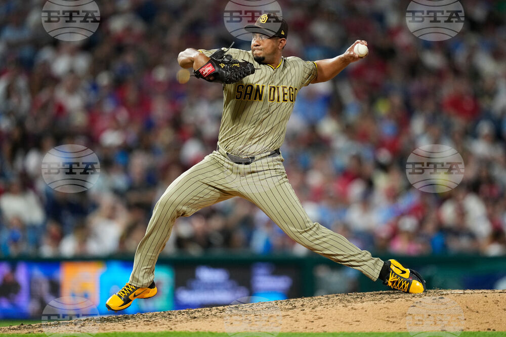 Padres Phillies Baseball