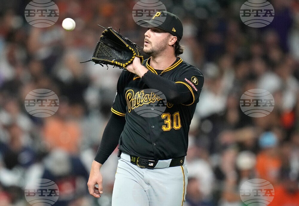 Pirates Astros Baseball