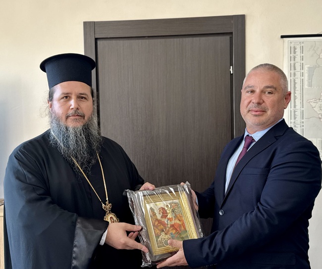 Областният управител на Кюстендил и Велбъждският епископ Исаак потвърдиха доброто сътрудничество между светската и духовната власт