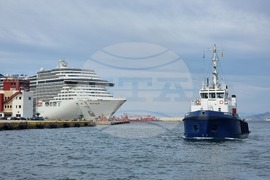 Day 120: Antarctica - RSV 421 Arrives at Piraeus