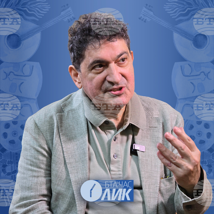 Той е един от най разпознаваемите съвременни български художници автор с