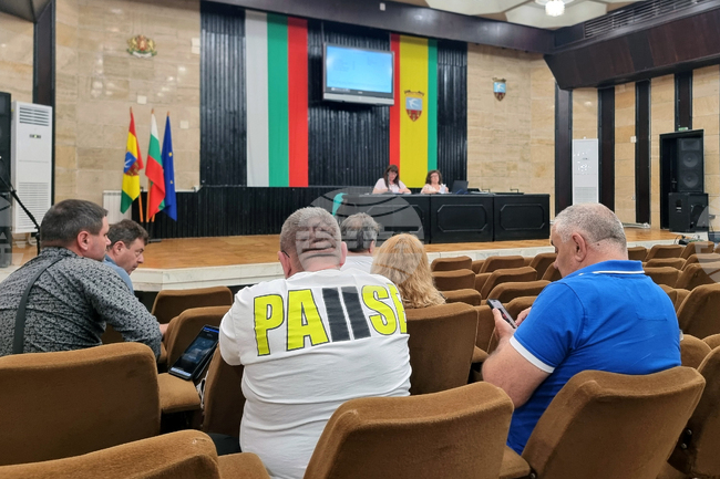 Общинският съвет в Генерал Тошево реши земи от Общинския поземлен фонд да се използват за обезщетение