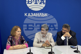 Национален пресклуб на БТА в Казанлък - 160 години от рождението на Пенчо Славейков - дискусия