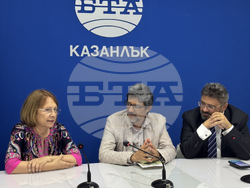 Национален пресклуб на БТА в Казанлък - 160 години от рождението на Пенчо Славейков - дискусия