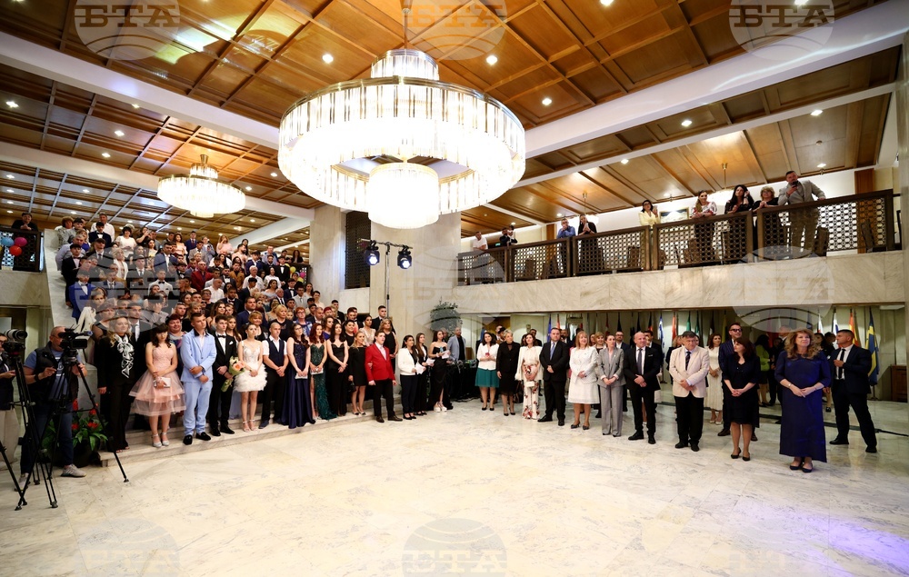 Traditional Graduation Ball Held within President's Support a Dream Initiative