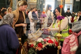 Сърбия - реликва - поклонение