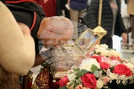 Сърбия - реликва - поклонение