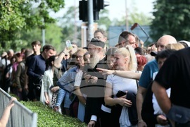 Сърбия - реликва - поклонение