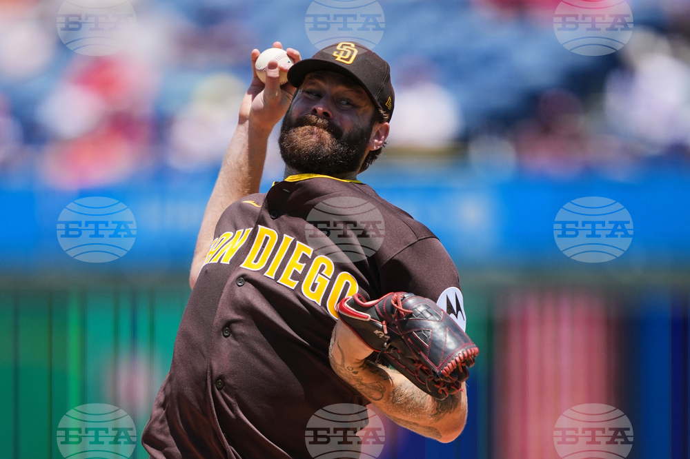 Padres Phillies Baseball
