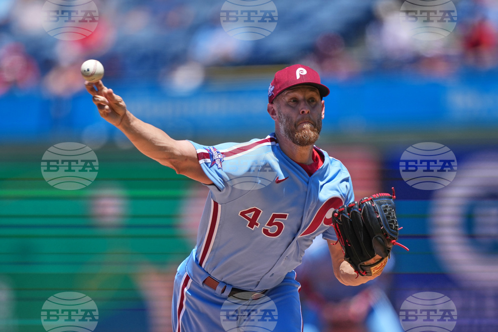 Padres Phillies Baseball