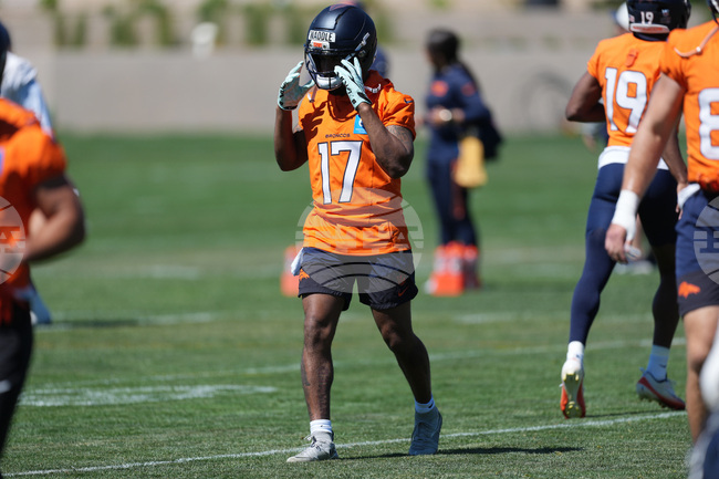 Broncos Football