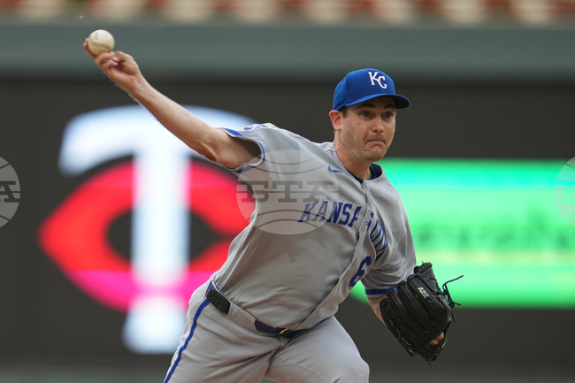 Royals Twins Baseball