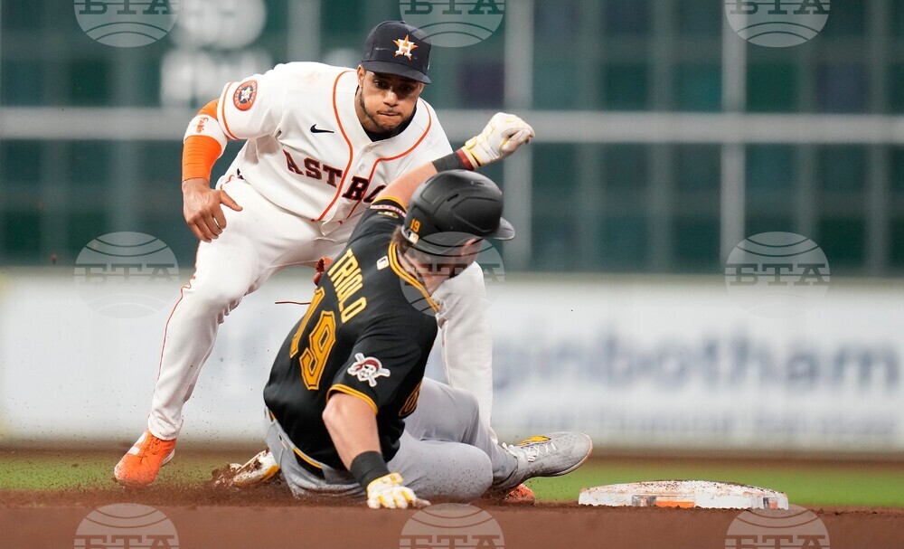 Pirates Astros Baseball